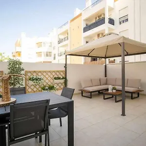 Modern 3br W/ Lg Terrace, Bbq, Ac & Parking , Tavira Portugal